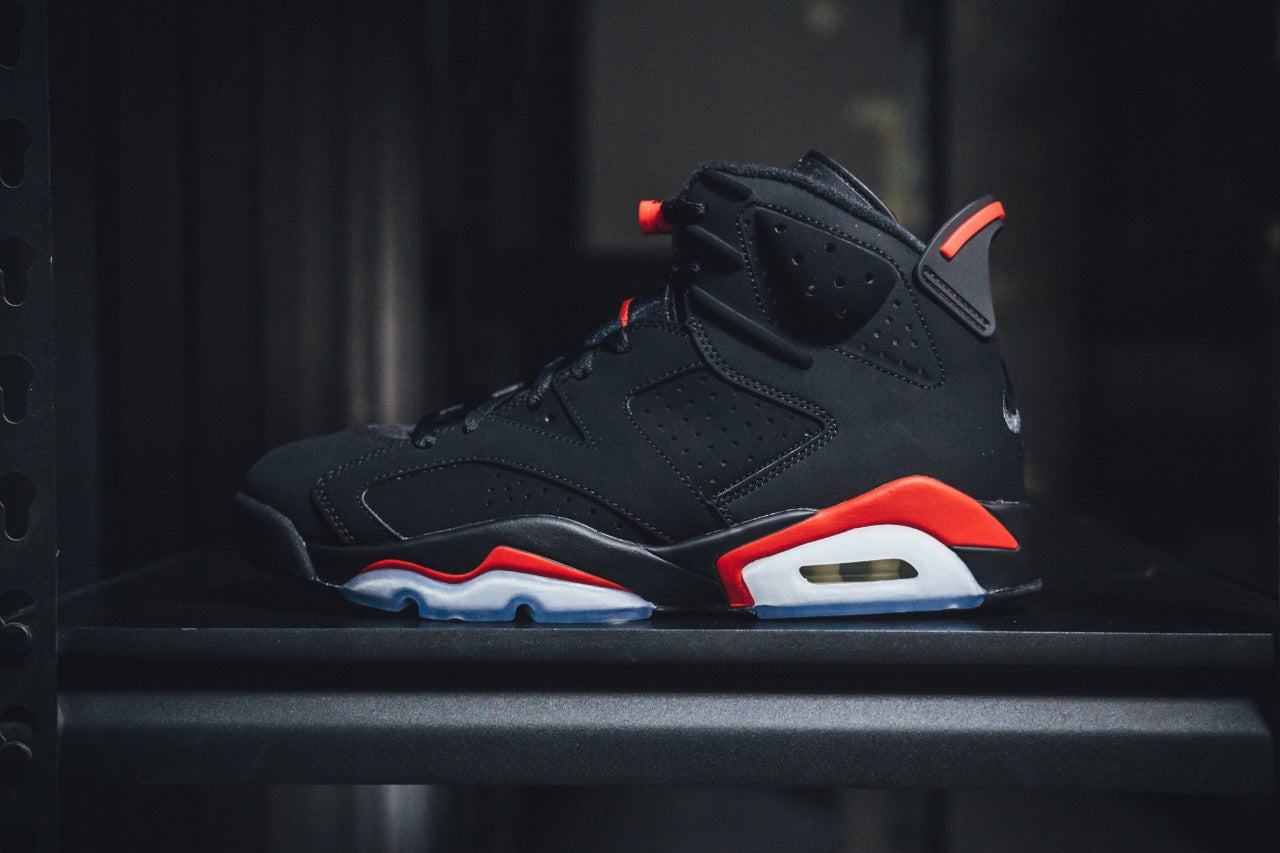 Jordan 6 discount negro con rojo