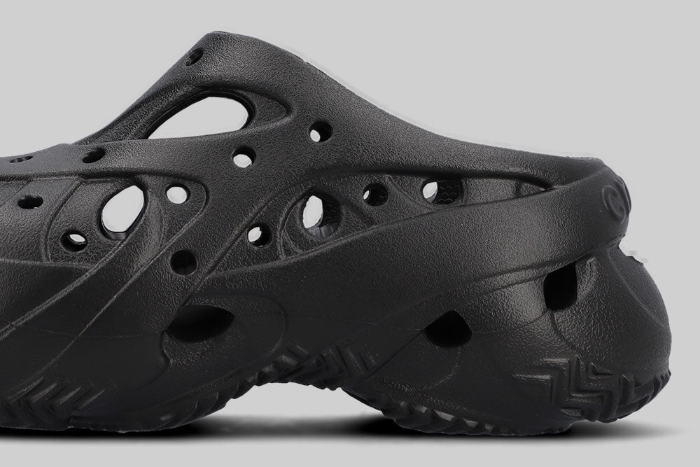 Women's Crocs Caged Clog 'Black'