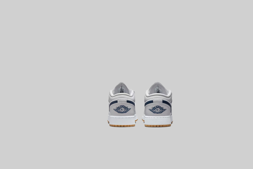 Air Jordan 1 Low &