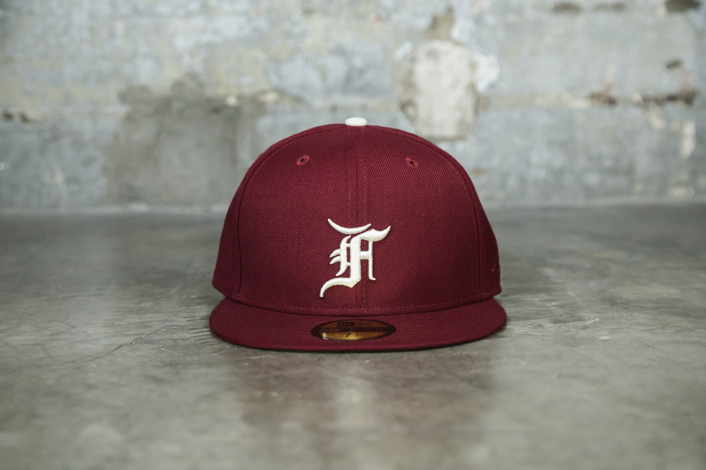 Fog x New Era 59FIFTY Fitted Cap - Phillies 7.3/4