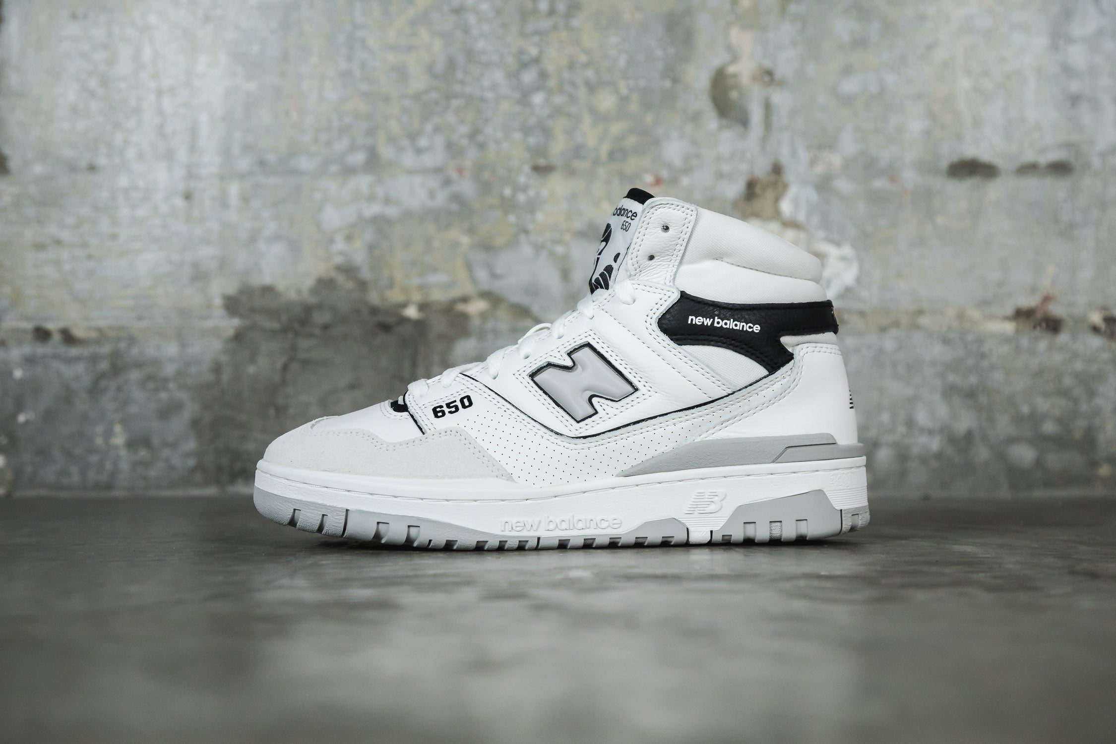 New Balance 650R Angora Pack White Black