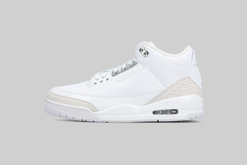 Air Jordan 3 &