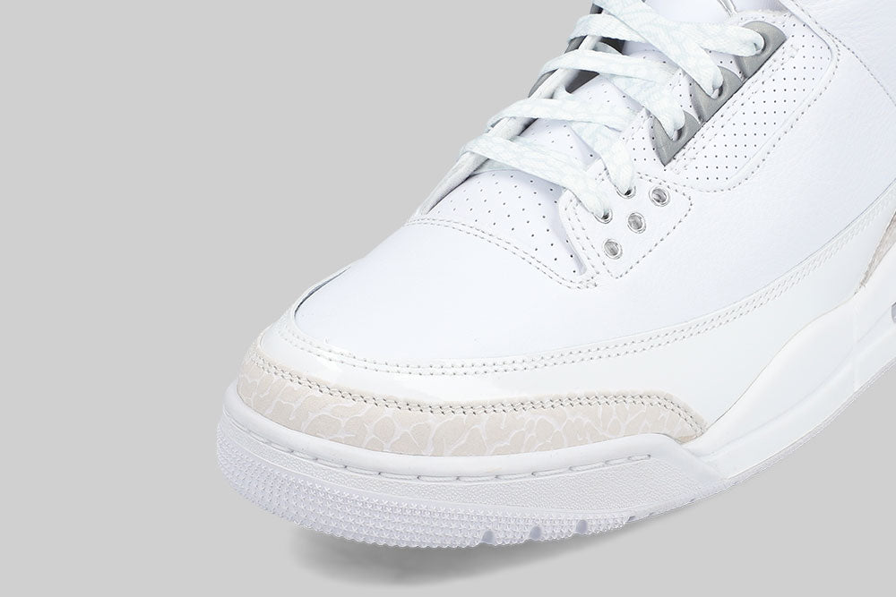 Air Jordan 3 &