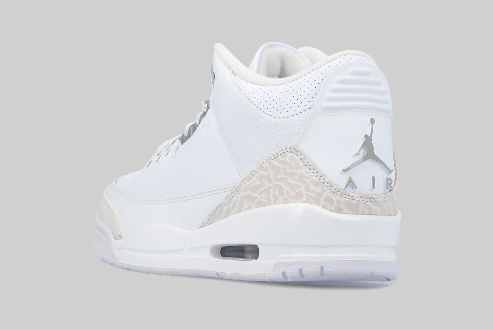 Air Jordan 3 &