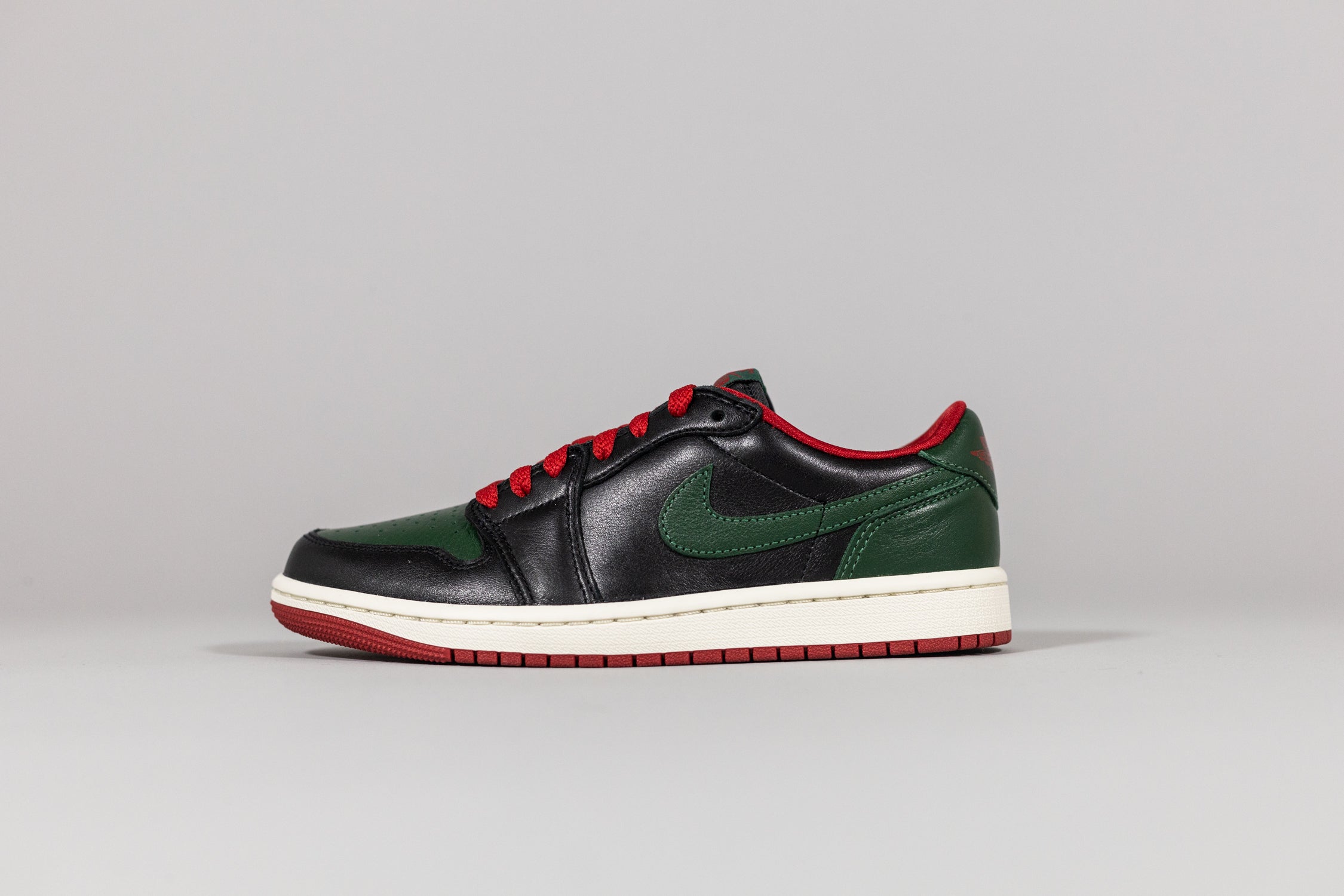 WMNS Air Jordan 1 Low OG Gorge Green 6.5