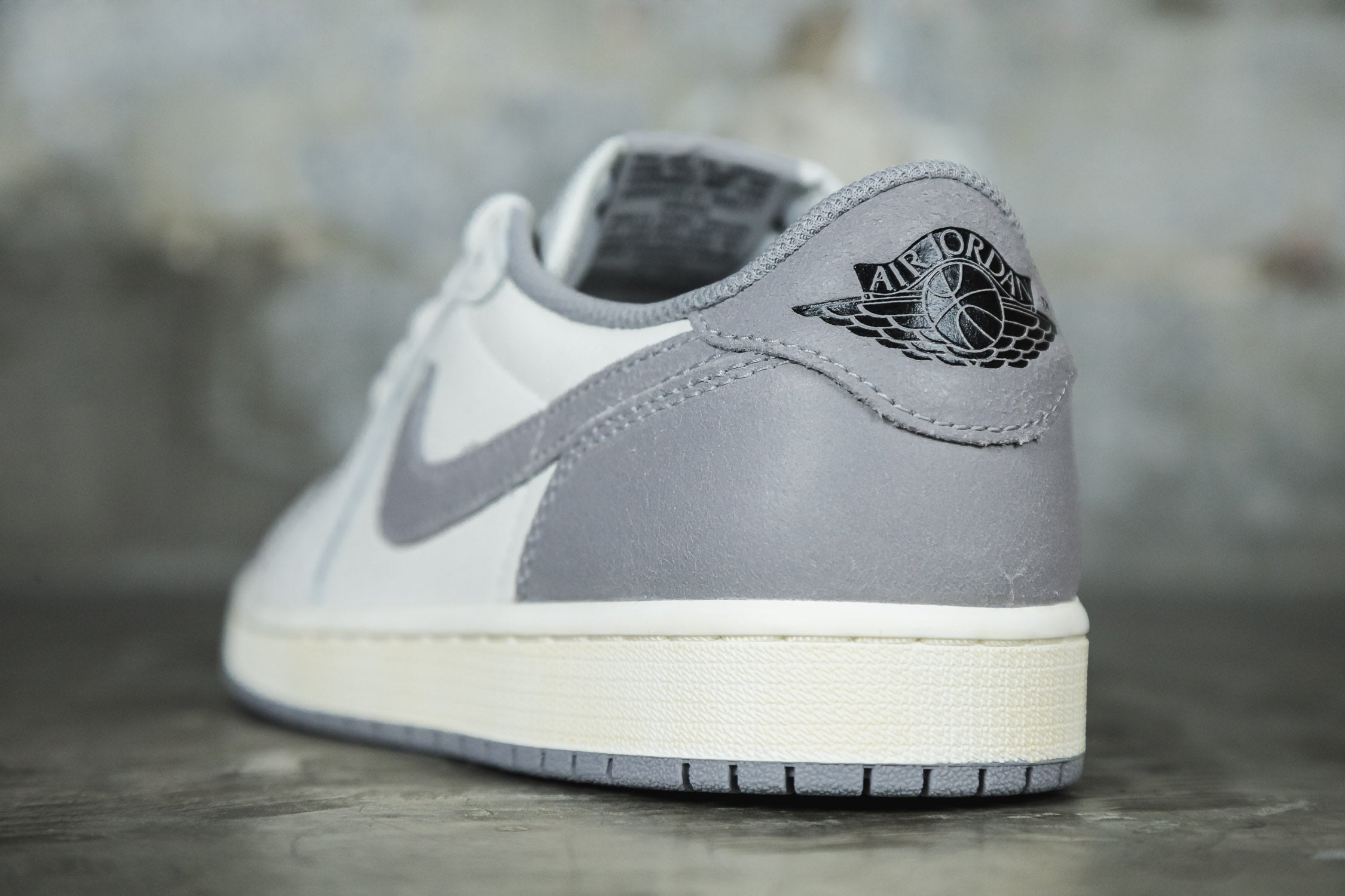 Air Jordan 1 &