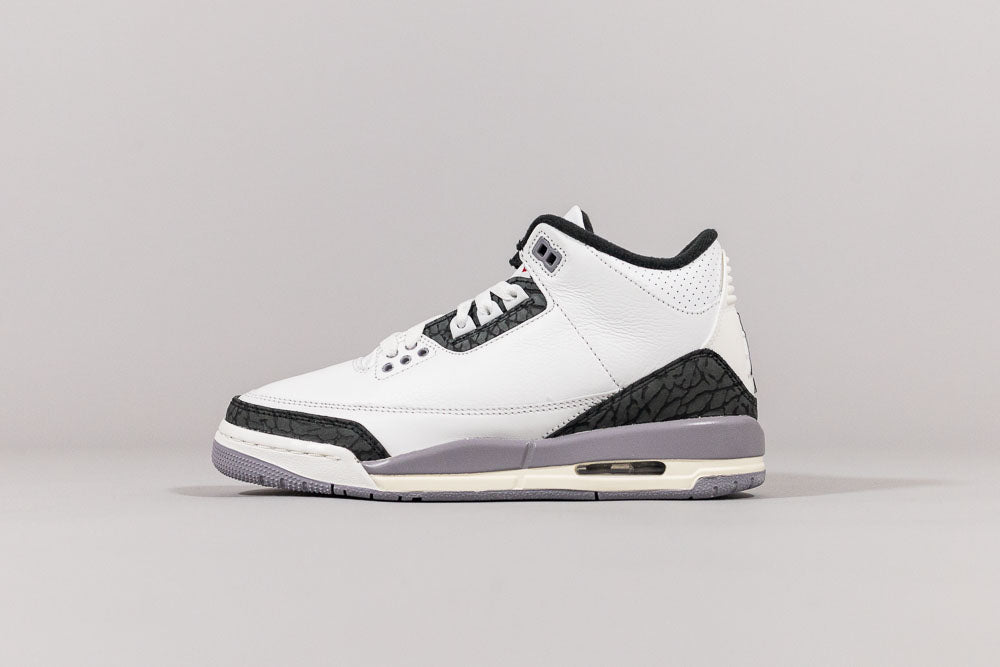 Grey and green jordan 3 best sale