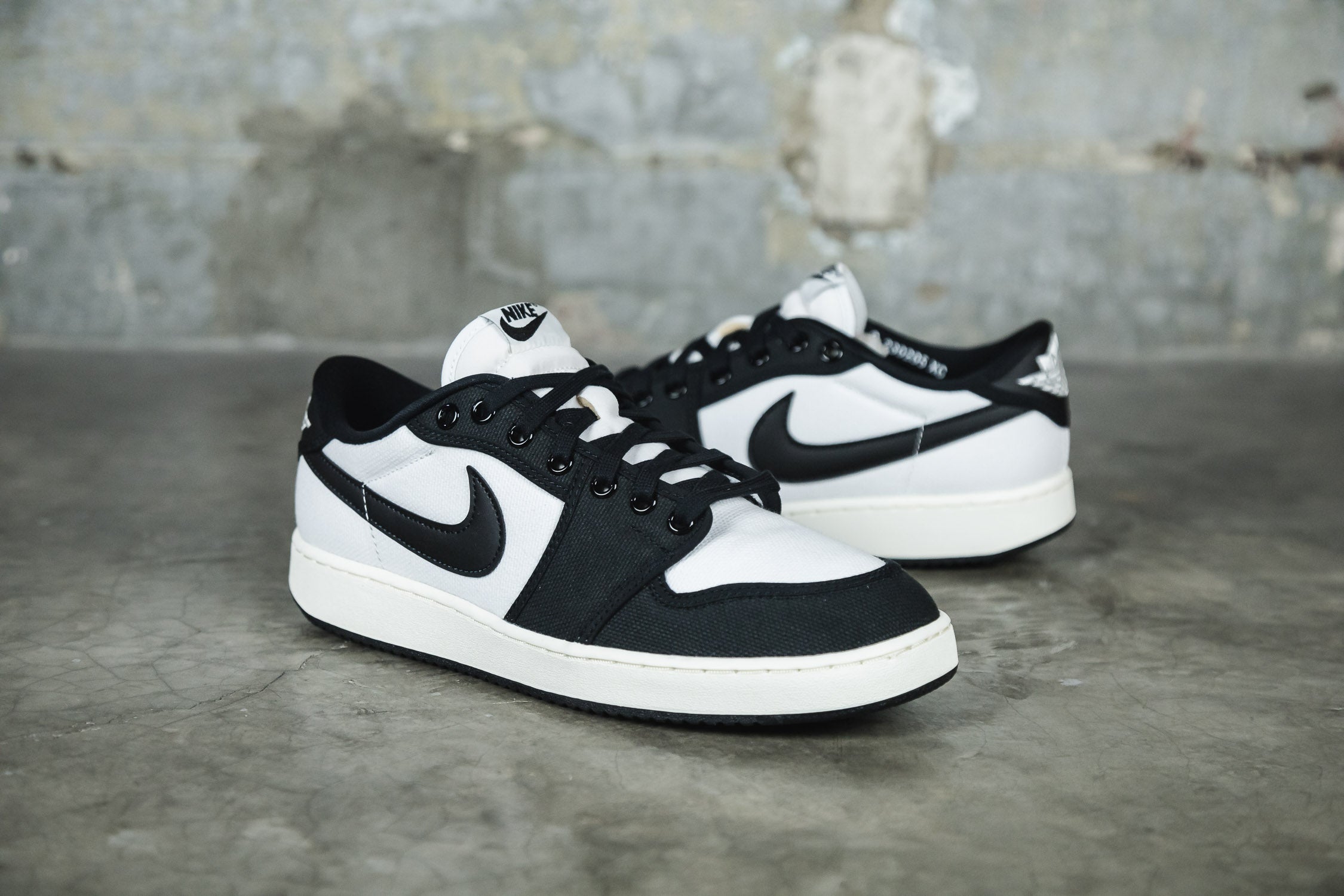 Jordan 1 Retro AJKO Low &