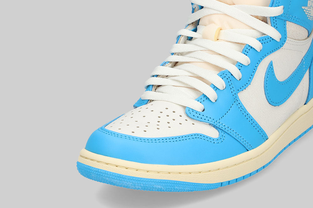 Air Jordan 1 High OG &