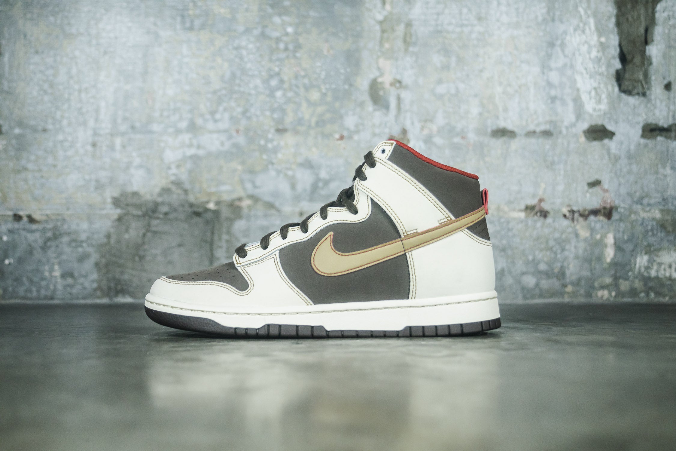 Nike Dunk High SE 'Baroque Brown'