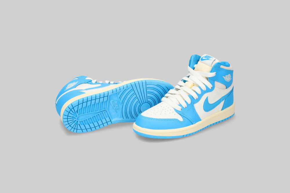 Air Jordan 1 High OG &
