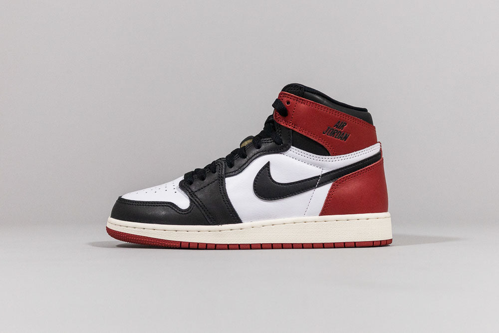 Air Jordan 1 High OG &