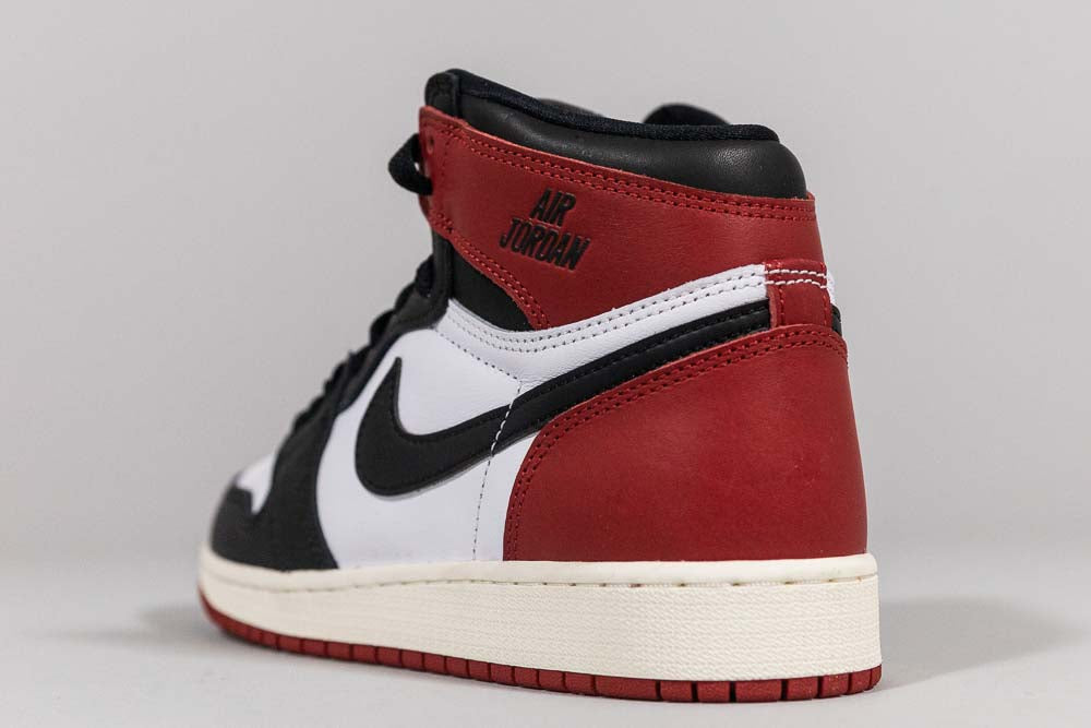 Air Jordan 1 High OG &