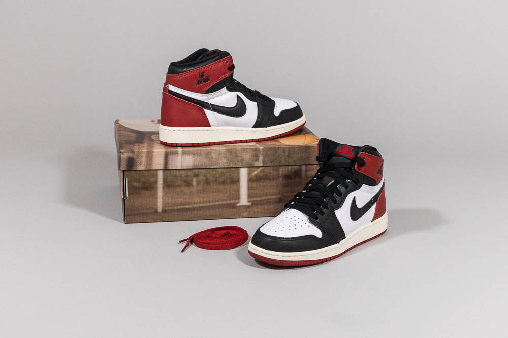 Air Jordan 1 High OG &