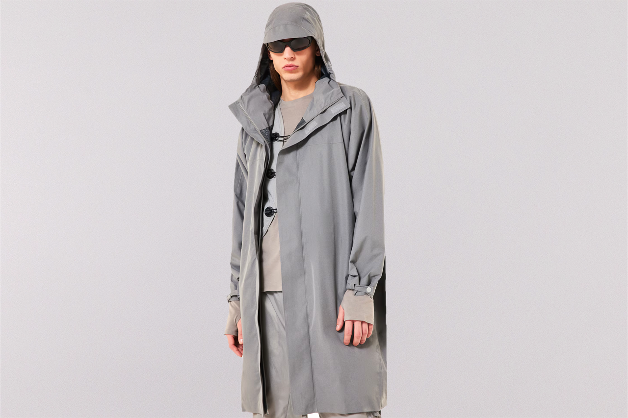 Oakley Latitude Flight Vest Poncho