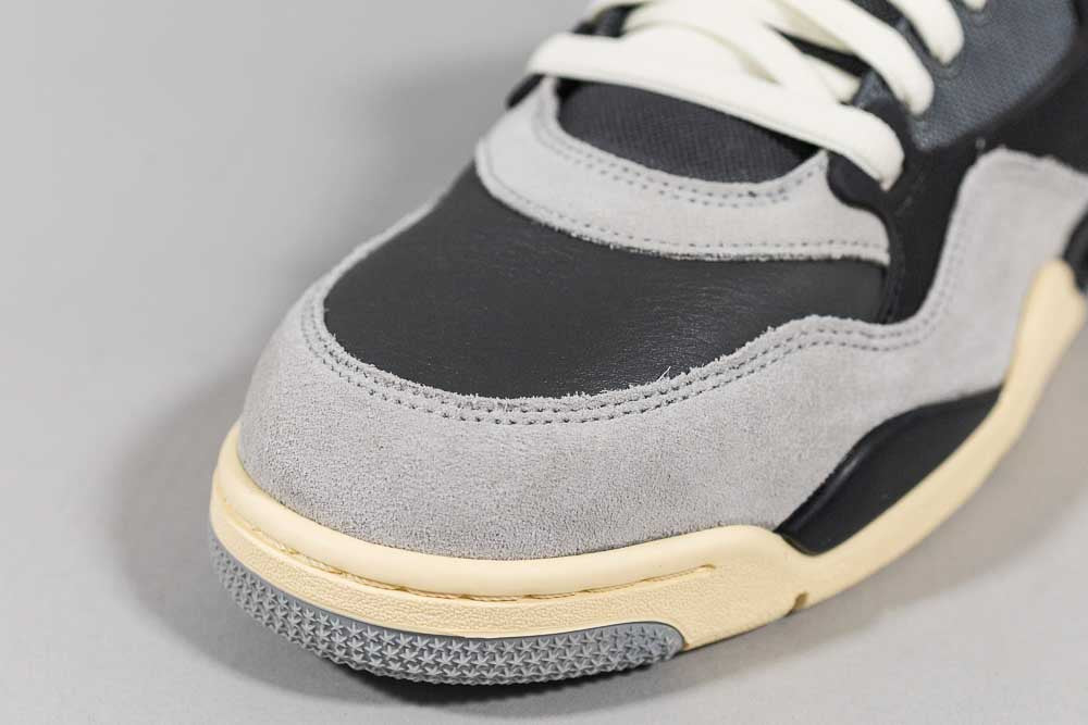 Air Jordan 4 RM &