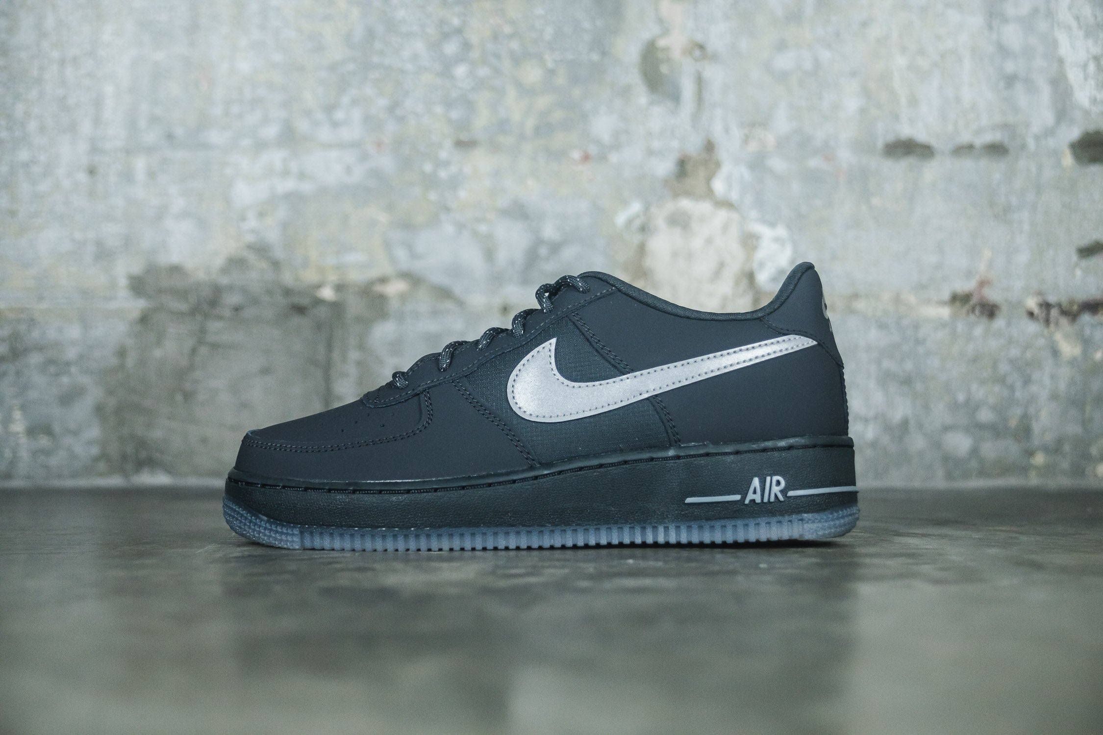 Nike Air Force 1 Low Reflective Swoosh