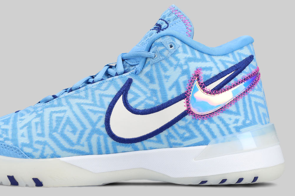 Nike LeBron NXXT Genisus &