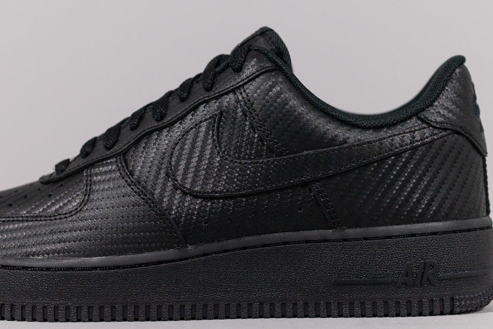 Nike Air Force 1 Low &