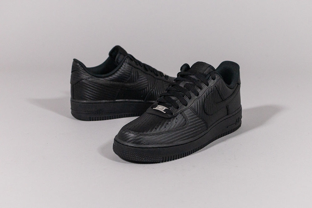 Nike Air Force 1 Low &
