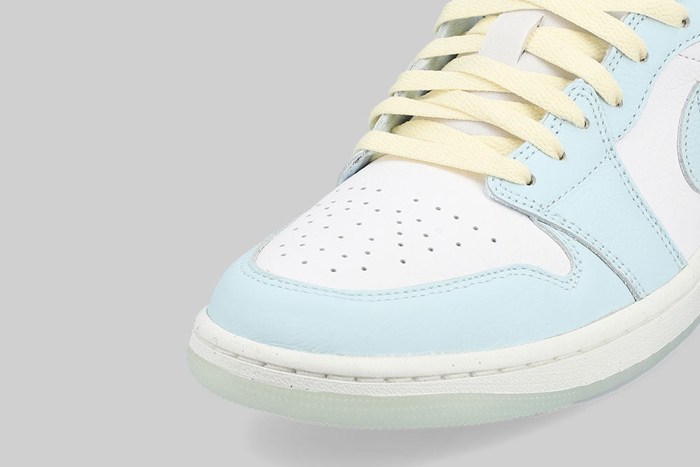 Air Jordan 1 Low SE &