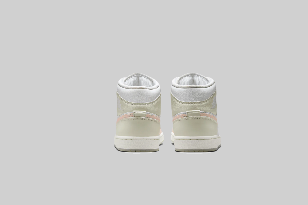 Air Jordan 1 Mid SE &