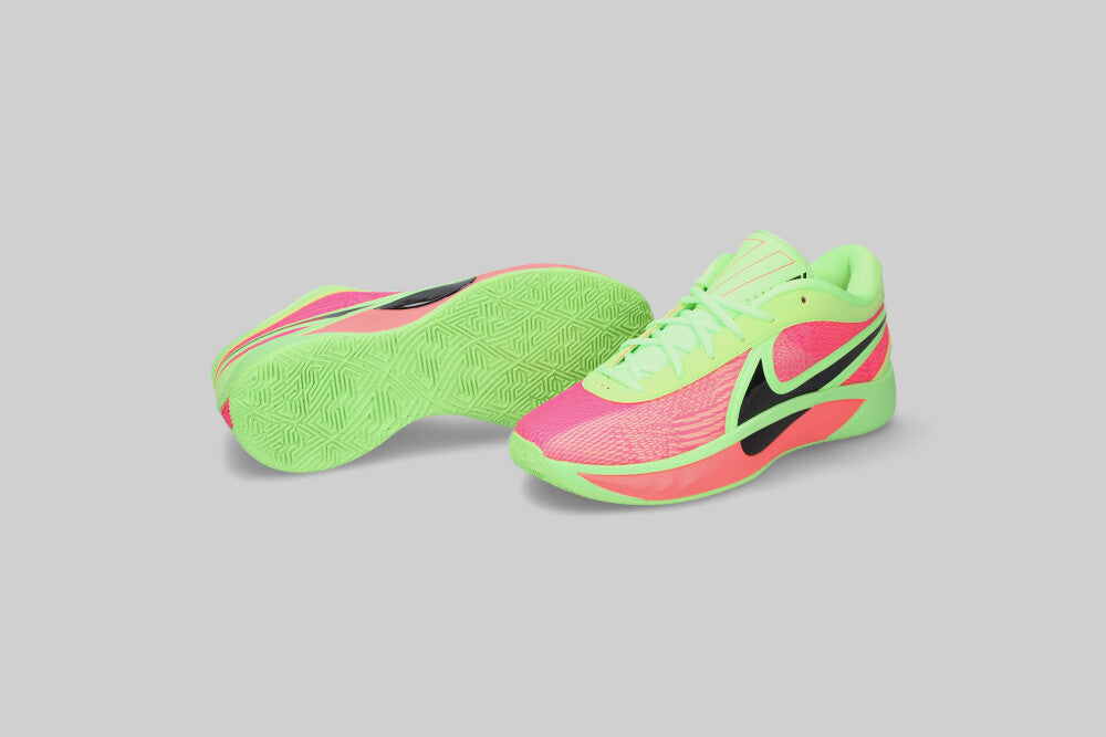 Nike Giannis Freak 6 &