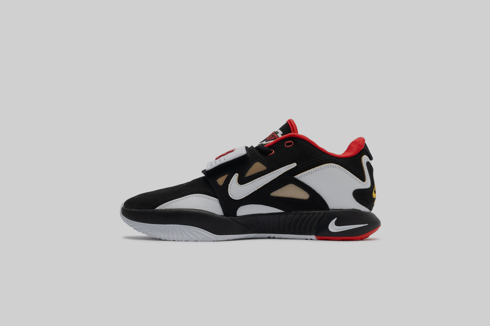 Nike LeBron 21 &