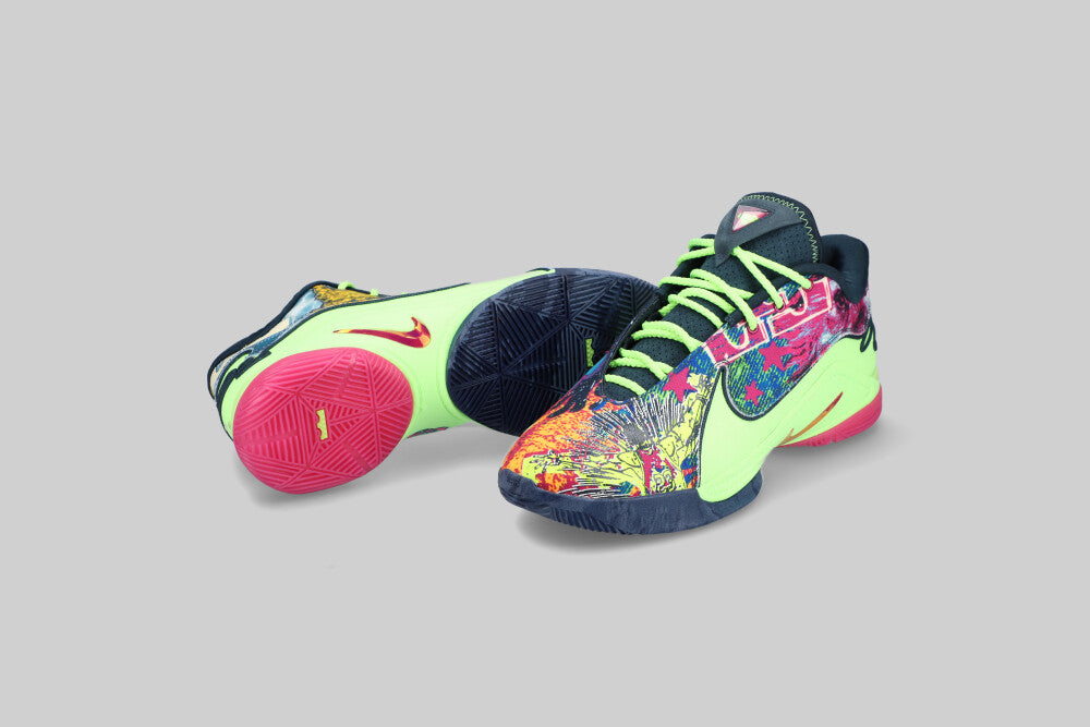 Nike LeBron XXII &