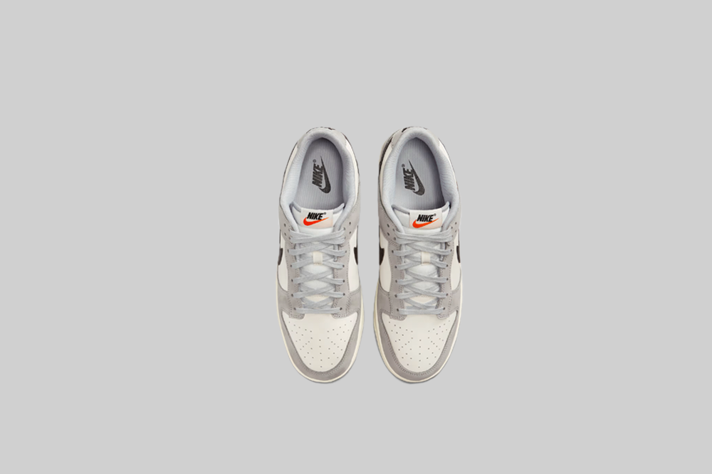 Nike Dunk Low &