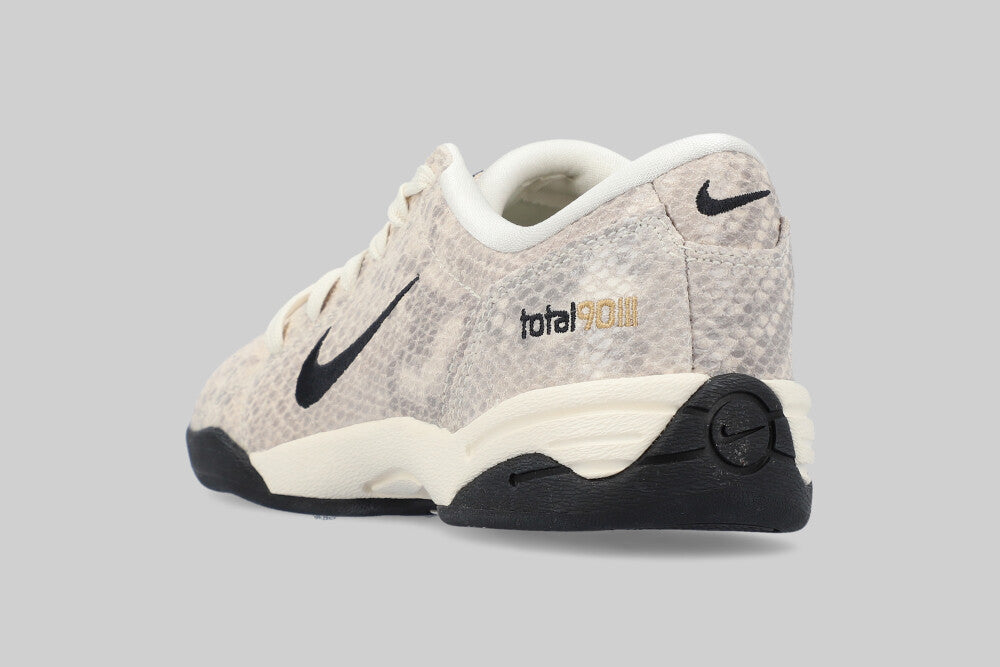 Women's Nike Total 90 SE 'Pale Ivory'