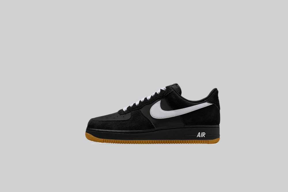 Nike Air Force 1 &