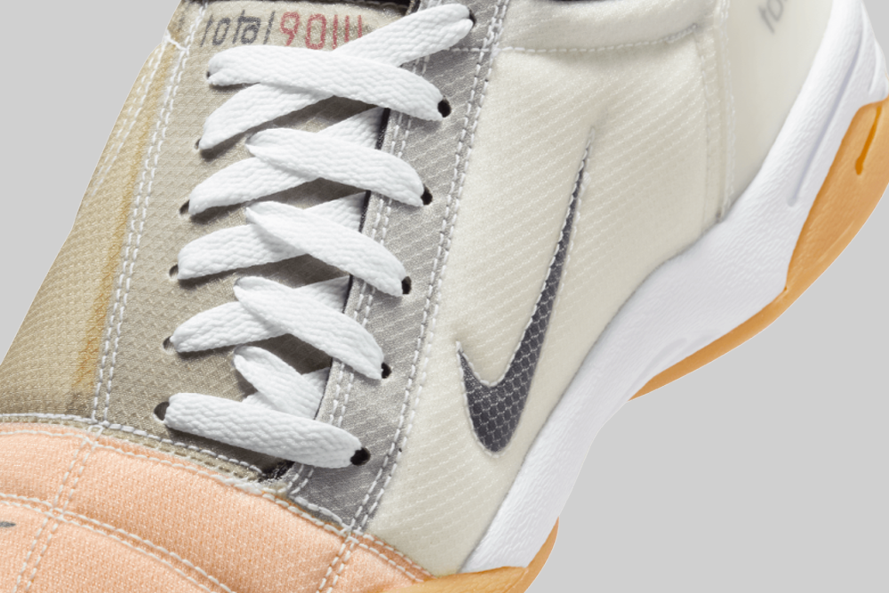 Nike Total 90 &