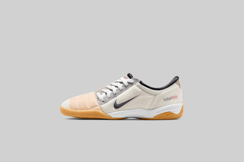 Nike Total 90 &
