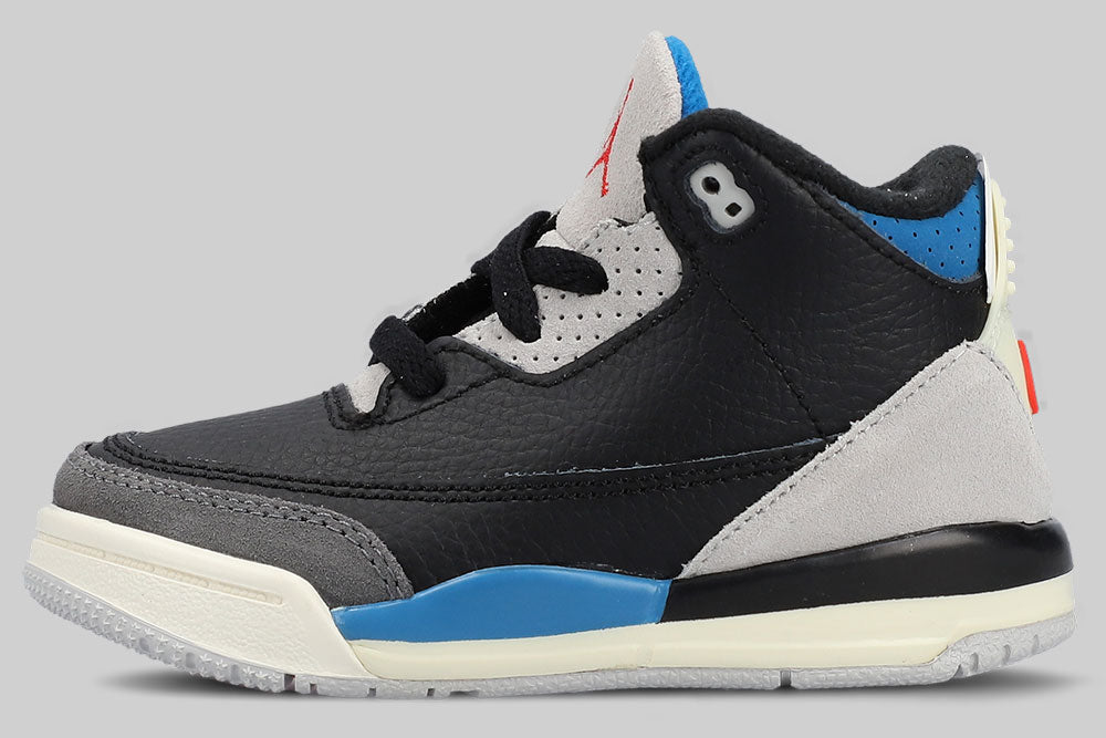 Air Jordan 3 &