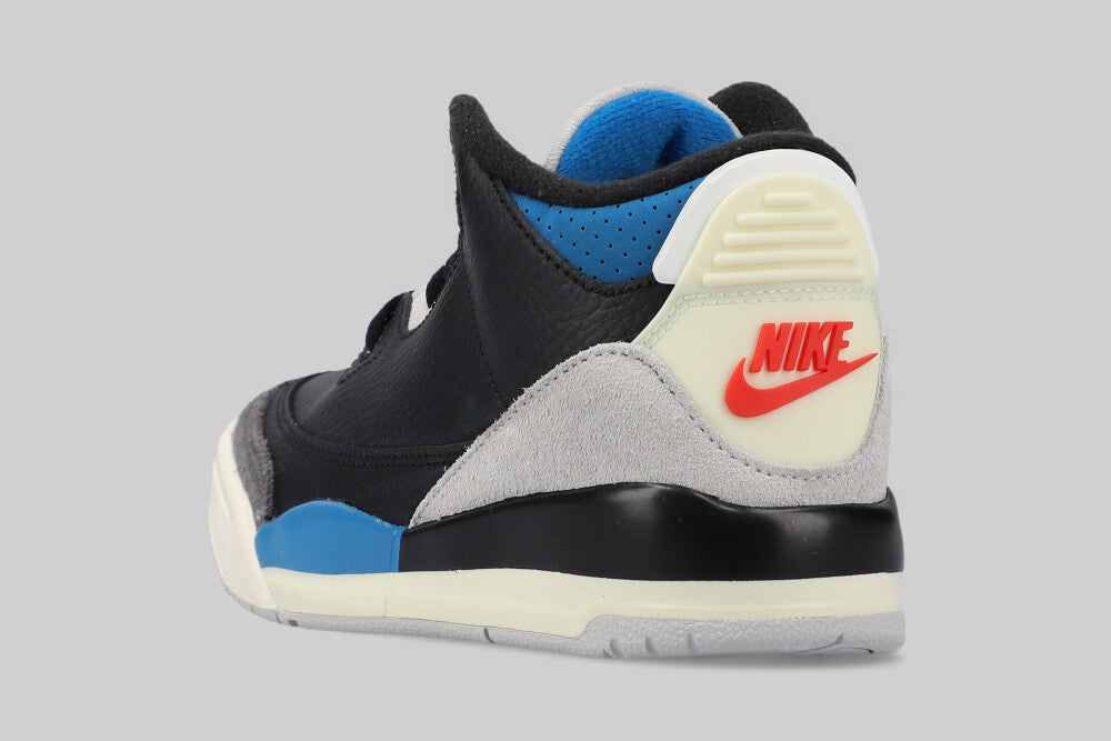 Air Jordan 3 &