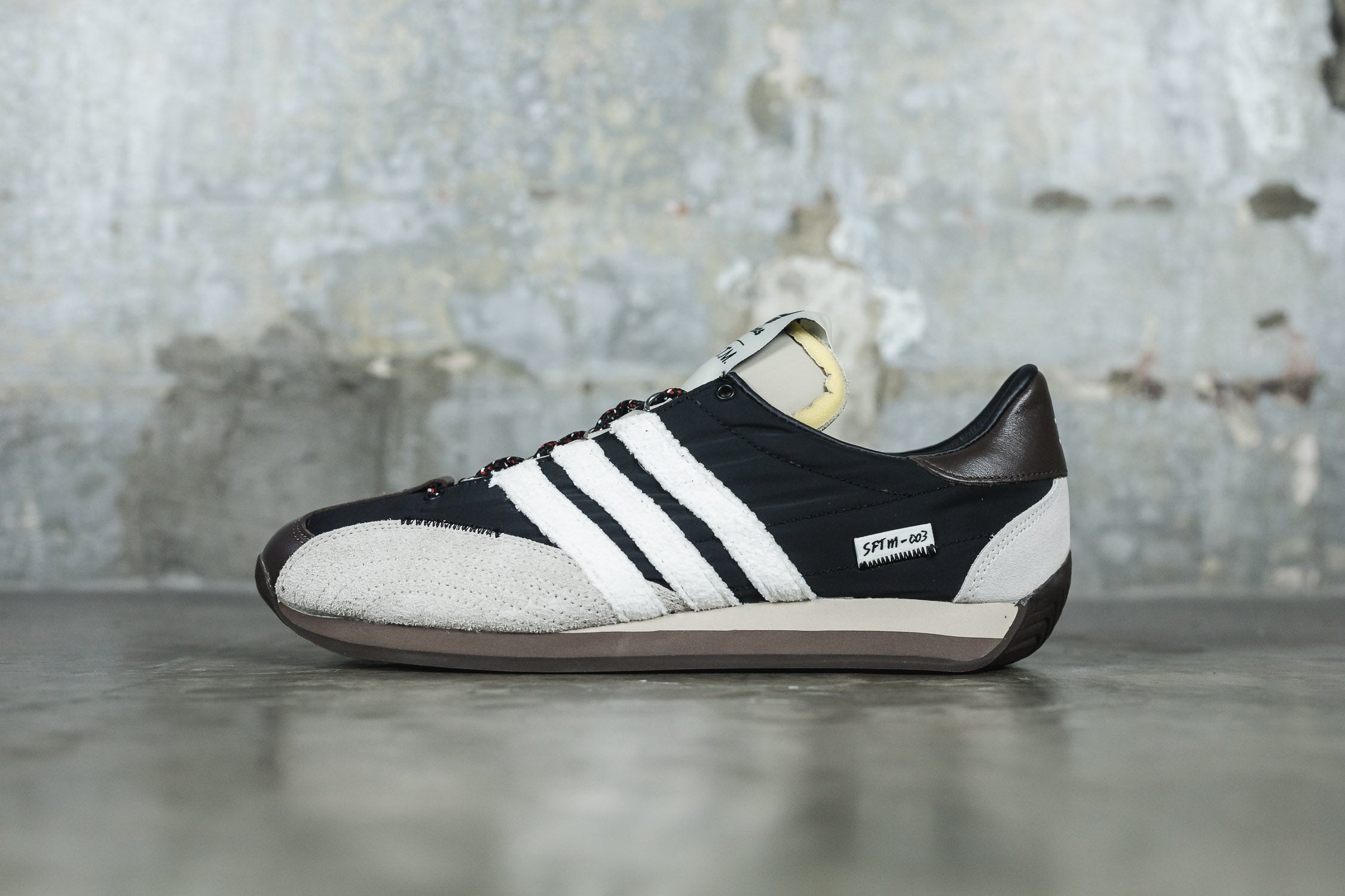 adidas Originals x Song For The Mute OG Low Trainers – Lust