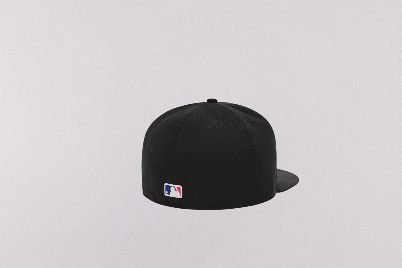 New Era x Fear of God Essentials MLB 59Fifty Cap ACC - ACC - UNISEX - ADULT - QS - FA - 25 en Lust México