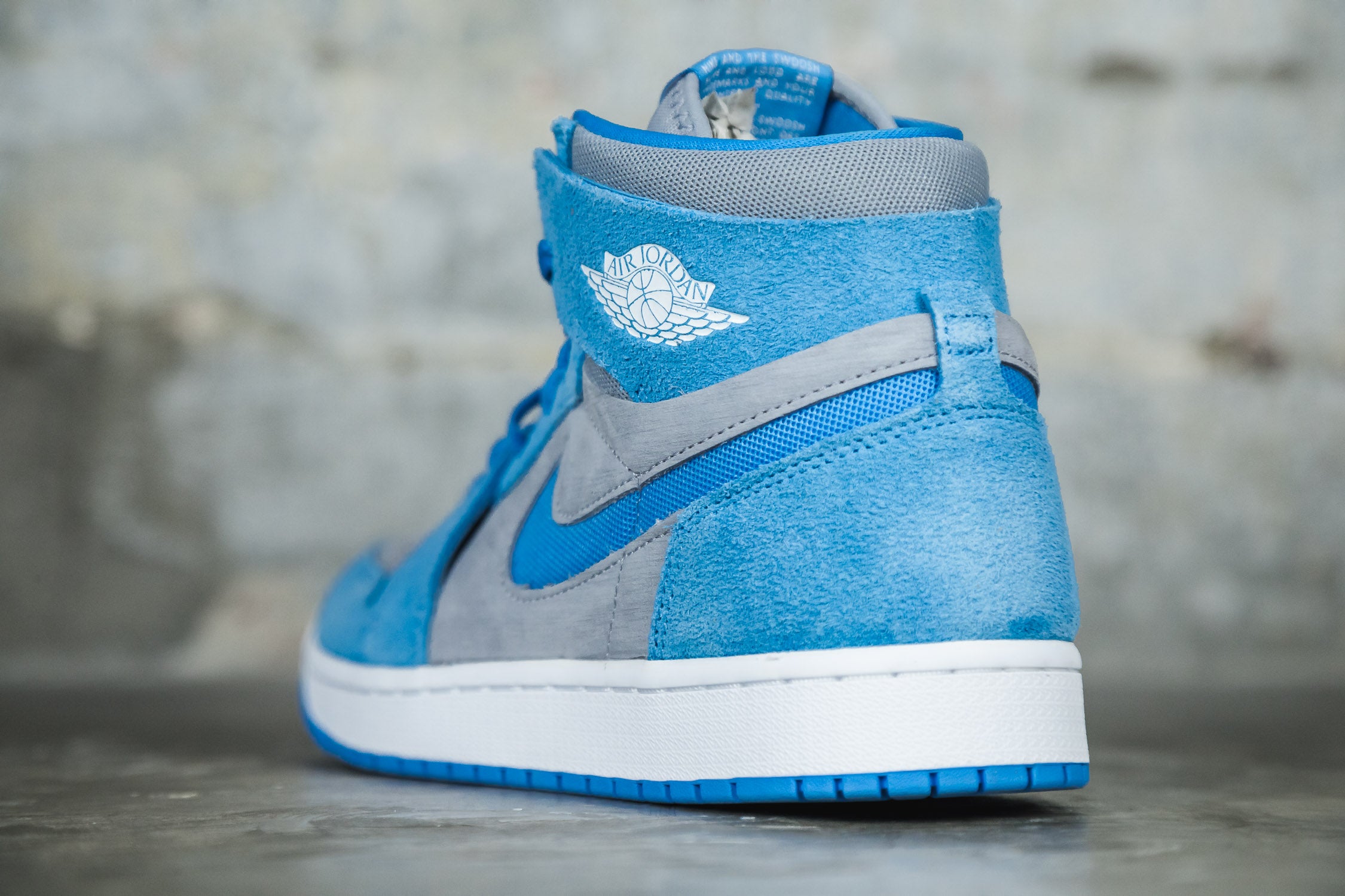 Air Jordan 1 Zoom CMFT 2 &