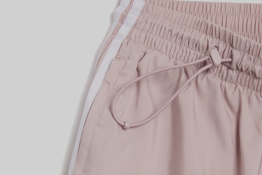 Women's adidas Adilenium Season 4 Teamgeist Ruffle Track Pants - KE9791 APP - BOTTOM - UNISEX - ADULT - INLINE - FA - 25 en Lust México