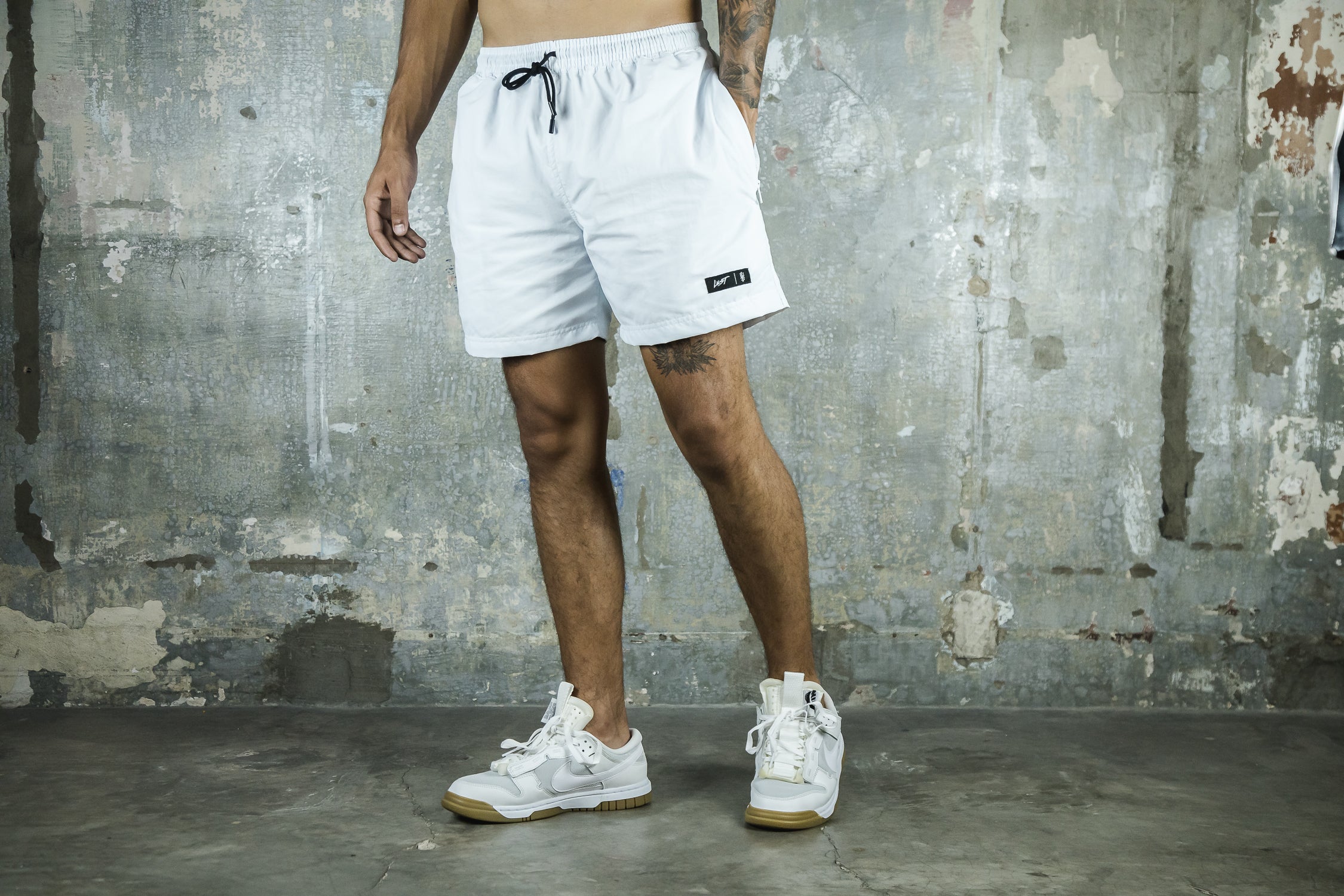LUST BRAND BASIC SHORT POLIESTER BLANCO (6932268122178)