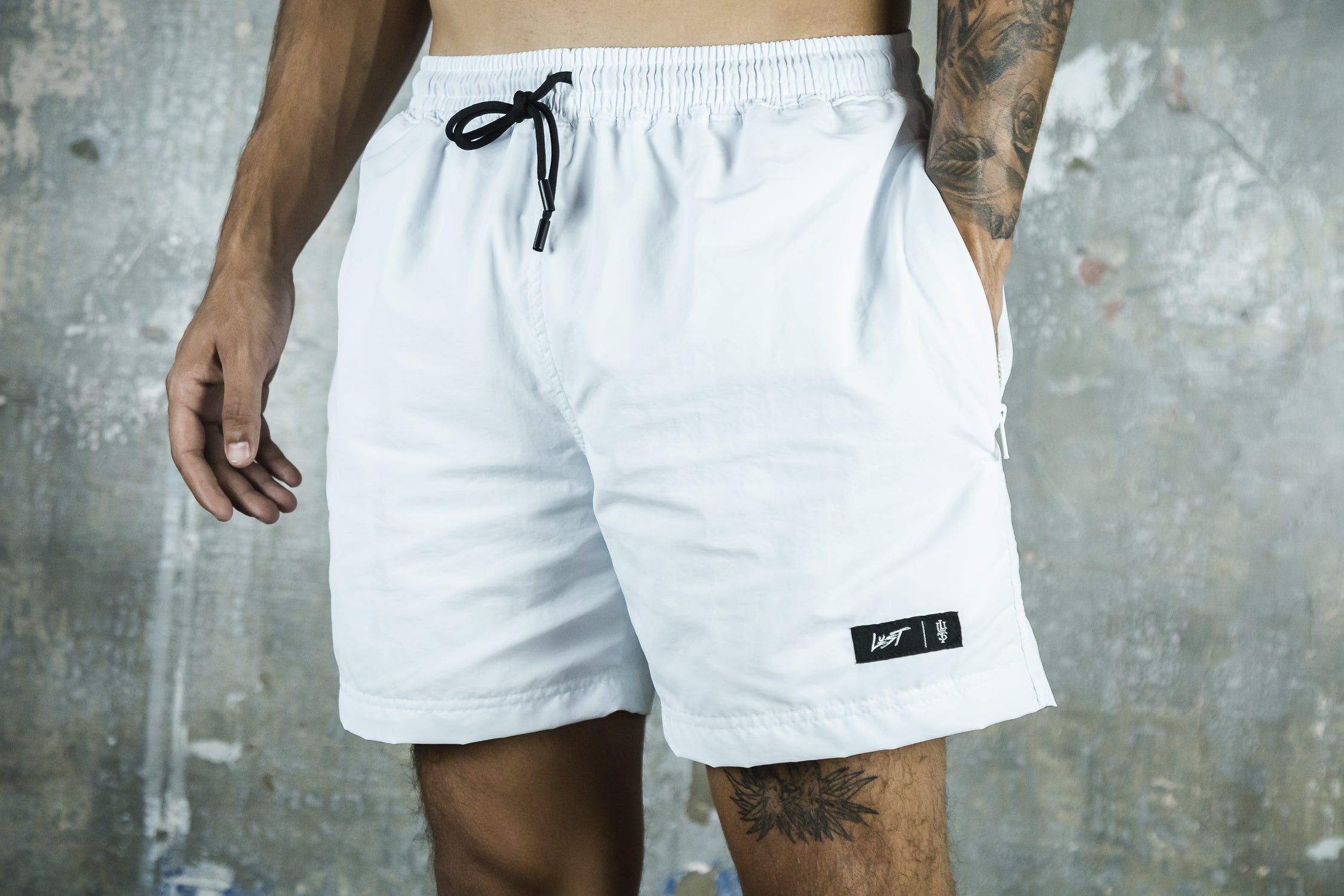 LUST BRAND BASIC SHORT POLIESTER BLANCO (6932268122178)