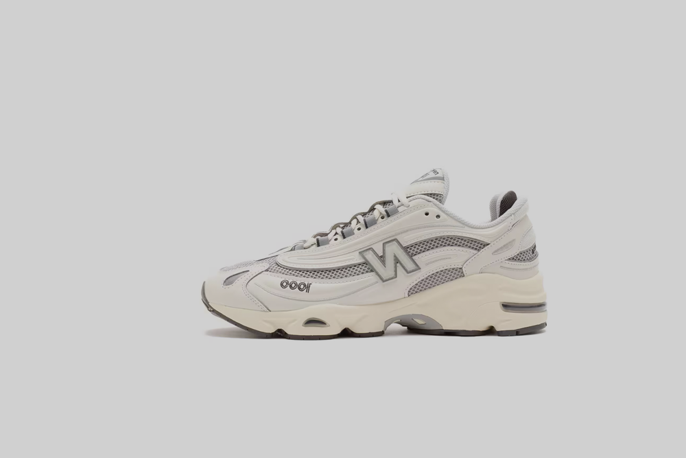 New Balance 1000 &