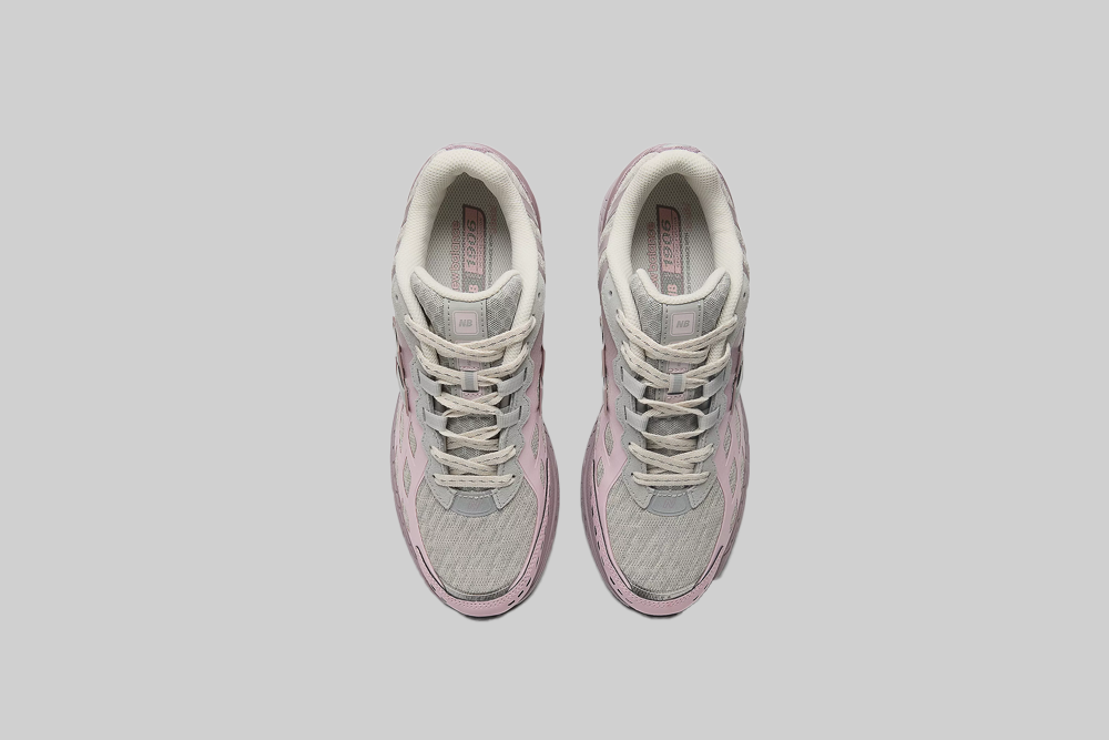 New Balance 1906 &