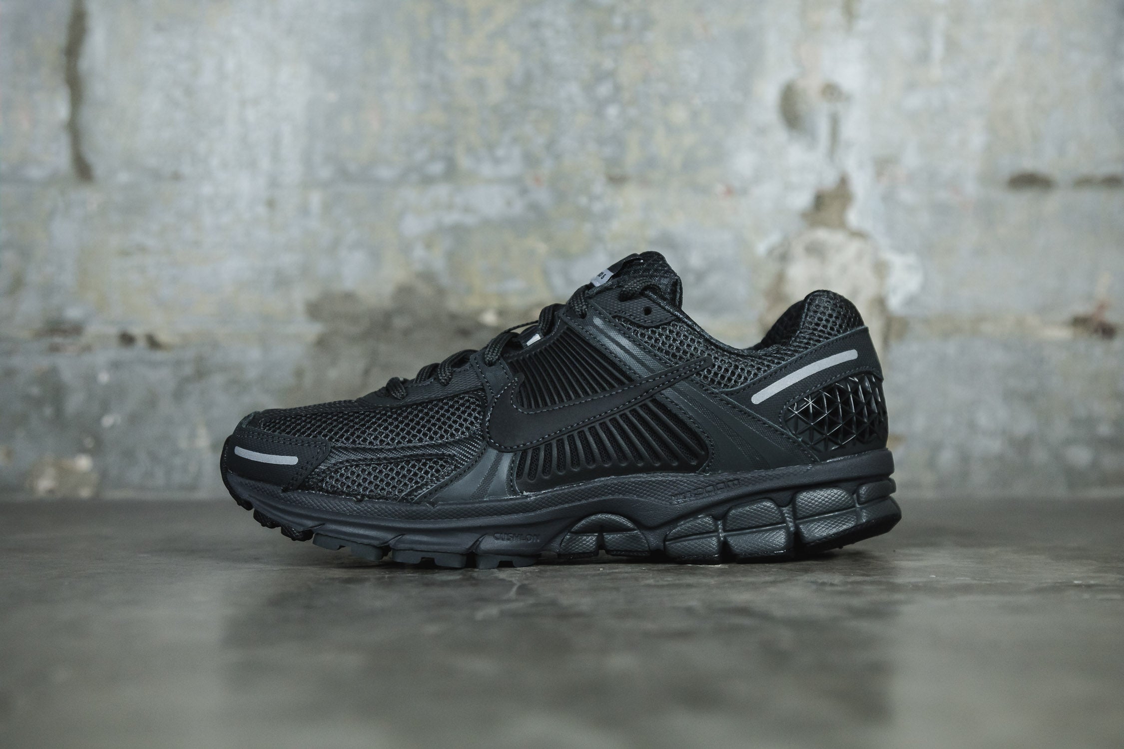 Nike Zoom Vomero 5 'Anthracite' – Lust México