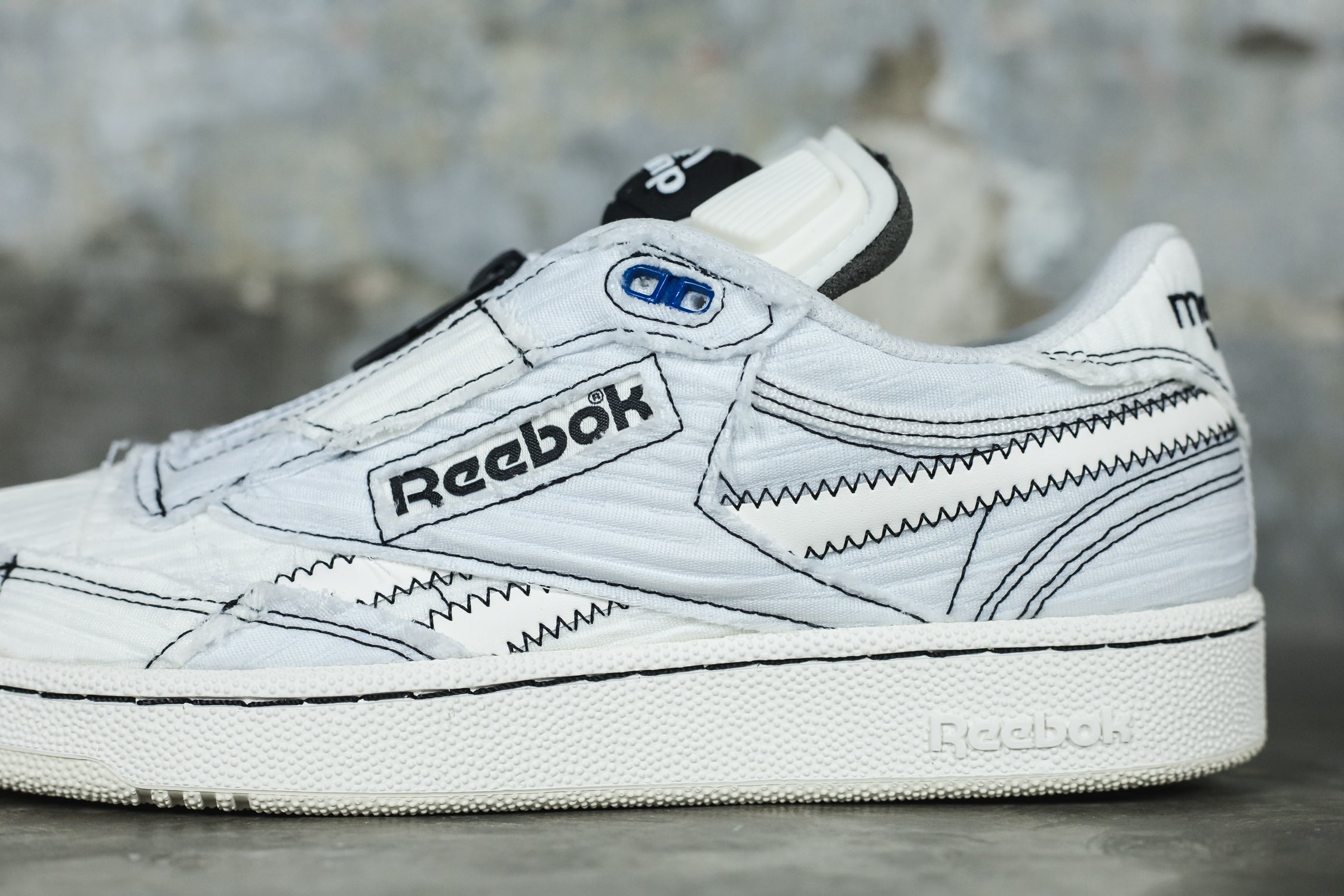 Reebok market on sale