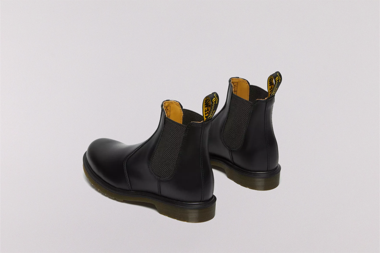Dr. Martens Smooth Leather Chelsea Boots - [sku] - Lust México