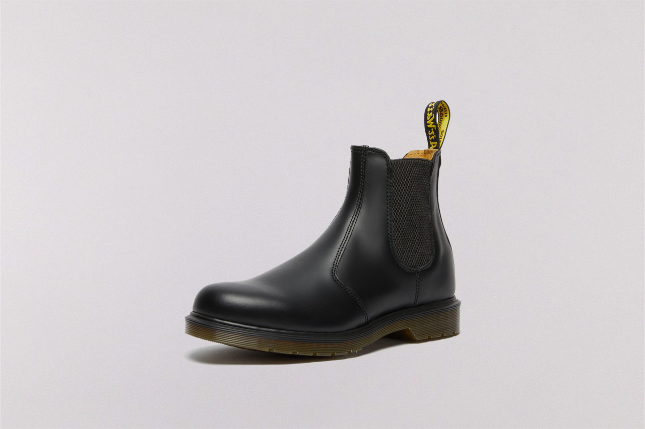 Dr. Martens Smooth Leather Chelsea Boots - [sku] - Lust México