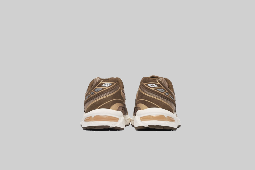 ASICS GEL-1130 'Camel Beige and Chestnut' - 1203A610.250 FTW - SNEAKERS - MEN - ADULT - QS - FA - 25 en Lust México