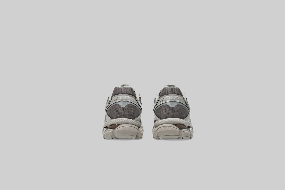 Asics GEL-CUMULUS 16 'Cocoa Powder' - 1203A733.201